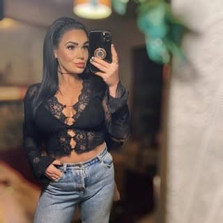 Lorna Maxie profile image