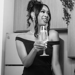 Jas Renee profile image