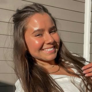 Rosie profile image