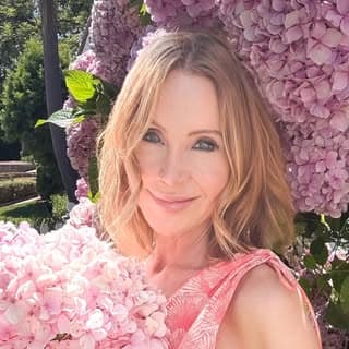 Lisa Breckenridge profile image