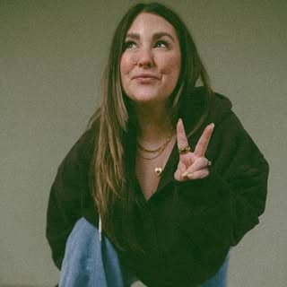 Paige LeVasseur | motherhood + lifestyle profile image