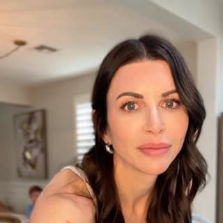 Valerie Shea profile image