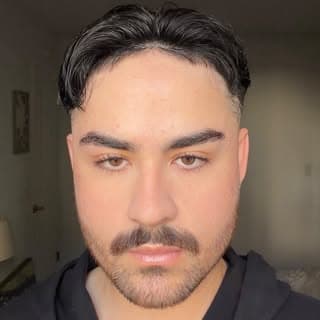 Robert Gonzalez profile image