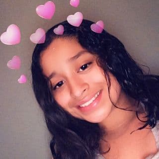Nallely profile image