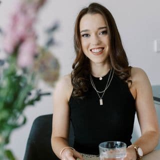 Annabel Johnston profile image