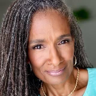 Mid Life Influencer  Carla Kemp profile image