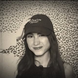 María Flags profile image