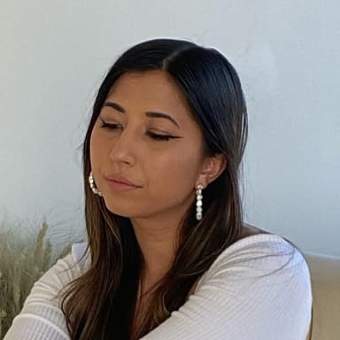 Sara Faye profile image