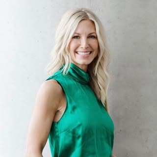 Donna Tryba  Fitness  Fashion For Women Over 40 profile image