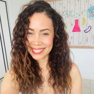 Tanya Diaz I Education Consultant profile image