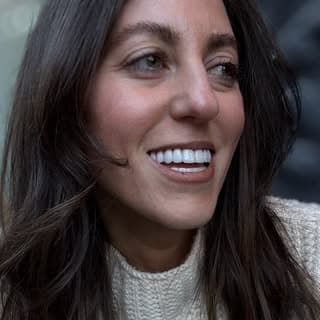 Molly Louise profile image