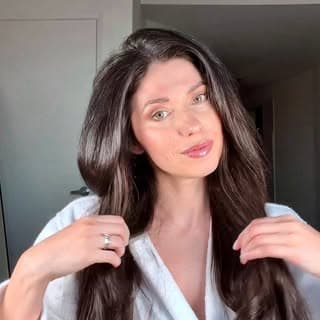 Gloria profile image