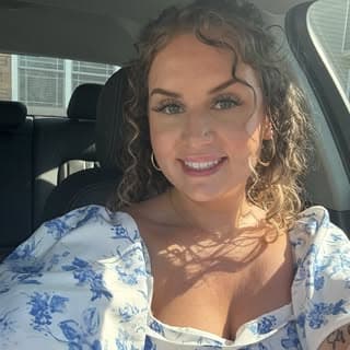 Tara 🤍 profile image