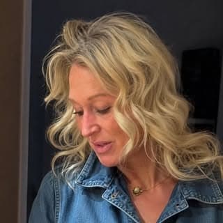 Cassy Gardner profile image