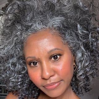 Tennille Jenkins • Over 40 Beauty profile image