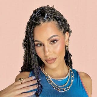 Alexandra Lord profile image