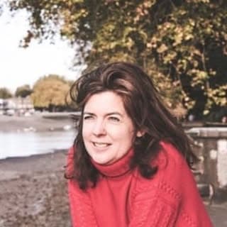 Clare Pooley profile image