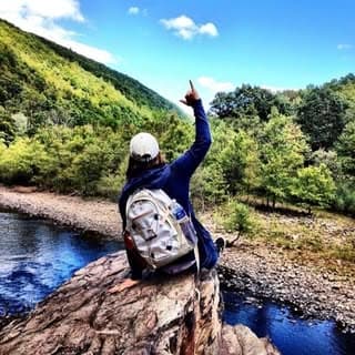 Elle profile image