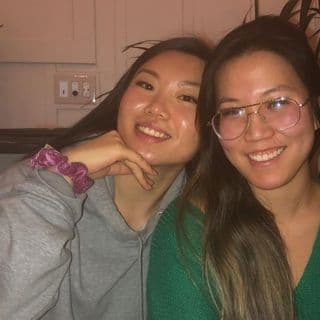 Julie Zhang profile image