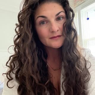 Christina profile image