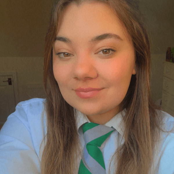 lucy walker profile image