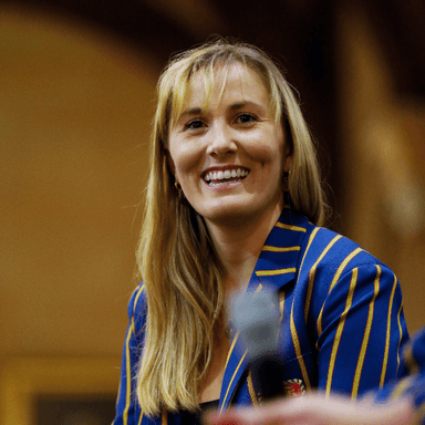 Rae Anderson profile image