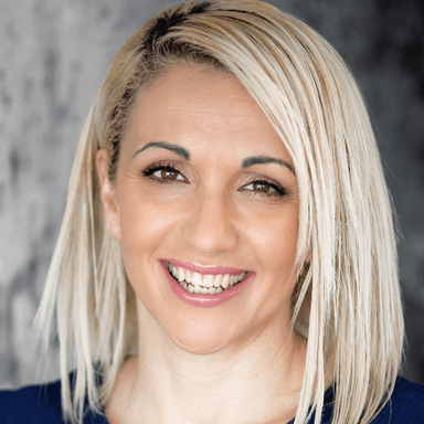 Alena Dawn profile image
