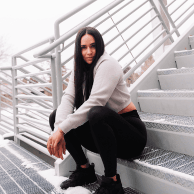 Lacey Aslett profile image