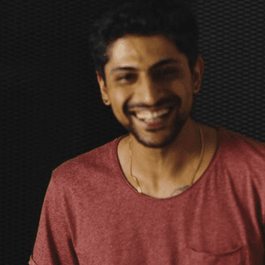 Hangi Tavakoli profile image