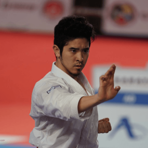 Gakuji Tozaki profile image