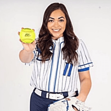Mikayla Santa Cruz profile image