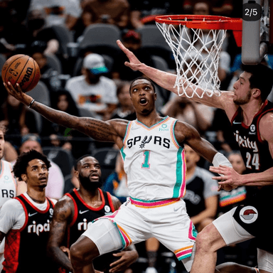 Lonnie Walker profile image
