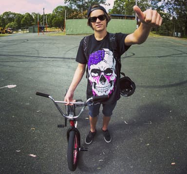 Alex Hiam profile image