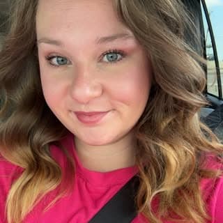 Hannah Elizabeth profile image