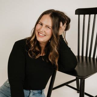 shieann | realistic mom & content creator profile image