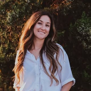 Alyssa Desena profile image
