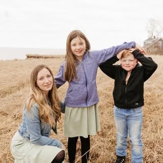 Emmily Nelson profile image
