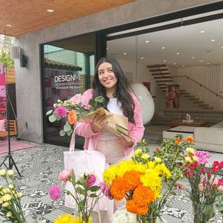 paola ochoa π profile image