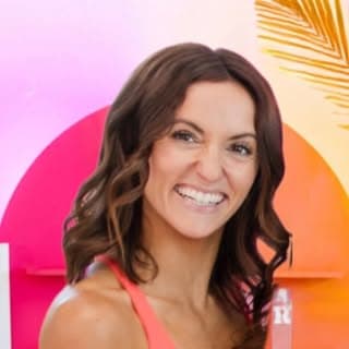 Kim Perry profile image