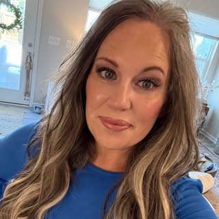 Laura E. Anderson profile image