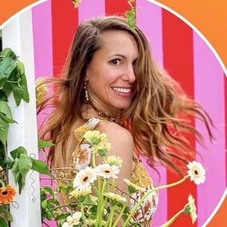 Laura profile image