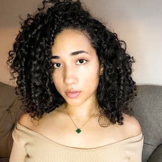 Stephanie Victoria profile image