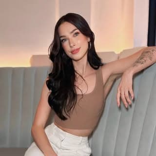 Victoria Sandra profile image