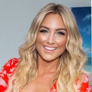 Liana WernerGray profile image