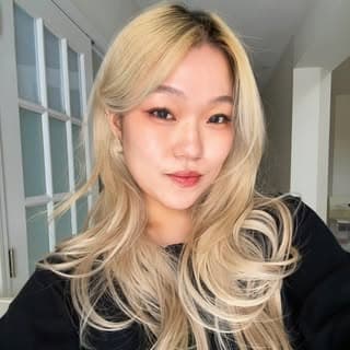 Vivian profile image