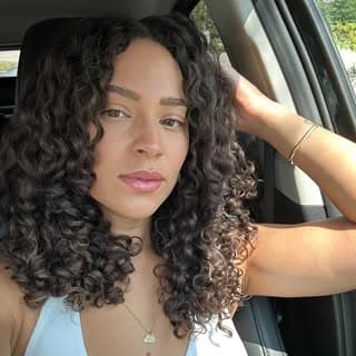 Adrianna Santiago profile image