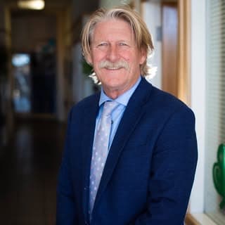 Dr. Duncan McCollum profile image