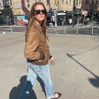 Maureen Loman profile image