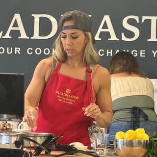 Mishelley Lewis profile image