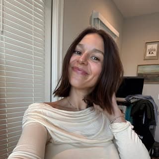 Carlie Roman profile image